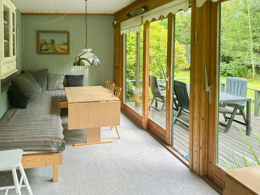 House with BBQ, garden & terrace - Image 1