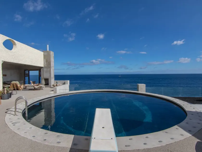 Exklusive Villa am Meer mit privatem und natürlichem Pool - Image 1