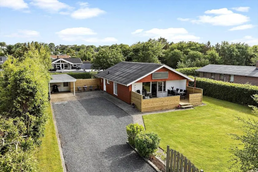 Beautiful holiday home with barbecue & terrace | Pets allowed - Image 1