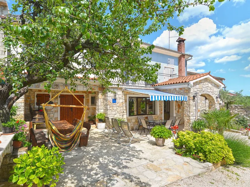 Flat with barbecue | Pets are welcome - Image 1