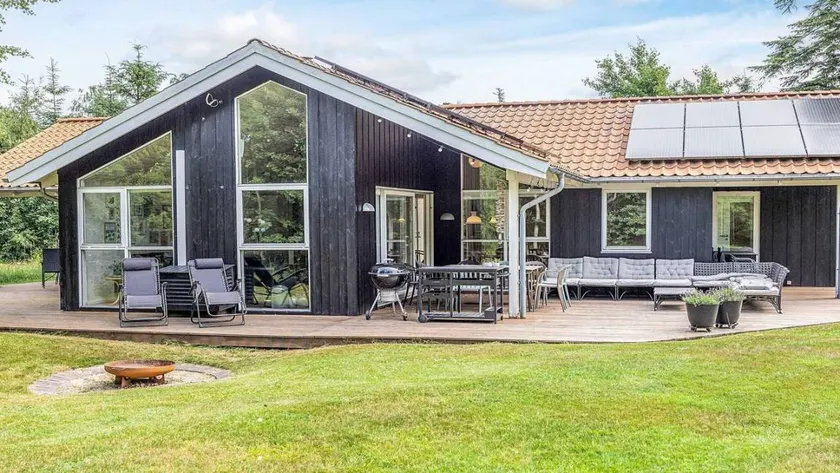 Ferienhaus mit Terrasse und Sauna - Image 1