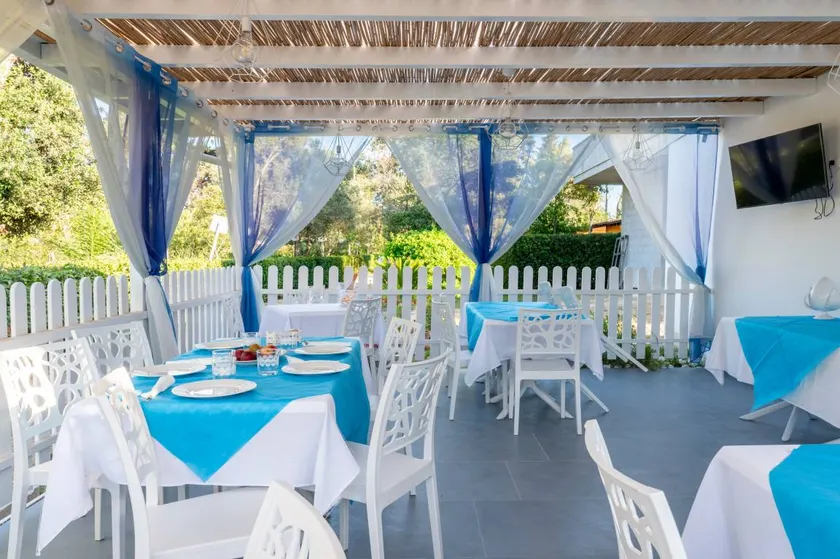 Charmant appartement avec terrasse, barbecue et jardin | Vue jardin - Image 1