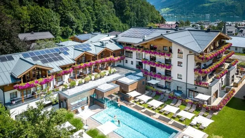 Family-friendly lovely holiday apartment with barbeque, garden & pool | Ski nearby | Pets are welcome - Image 1