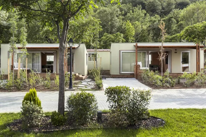 Wecamp Pirineos - Mobile-home FAMILY 2 bedrooms 2 to 4 people - 2 person. included in the price - Image 1