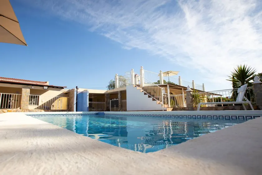 Camping avec barbecue, jacuzzi et terrasse | Vue mer - Image 1