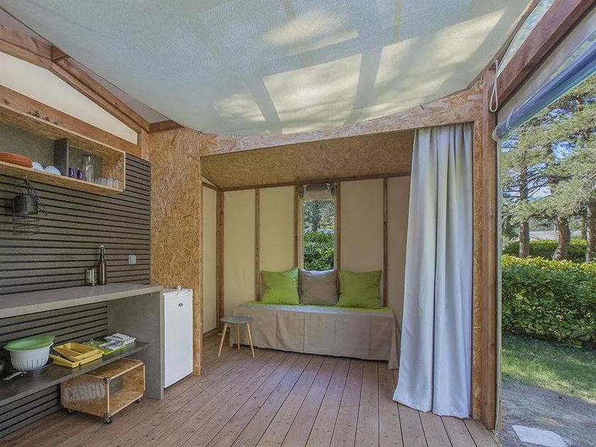 Tent with terrace - Image 1