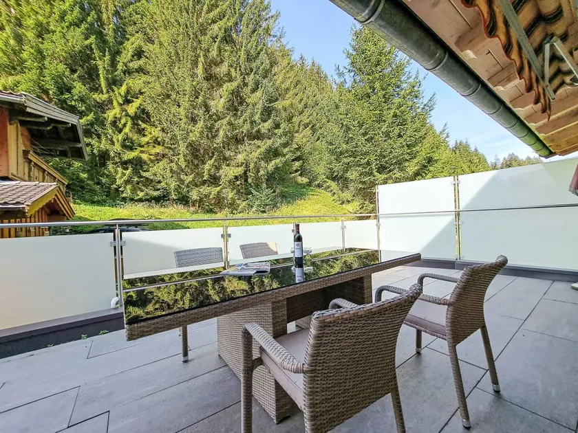 Holiday apartment with terrace | Mountain view - Image 1