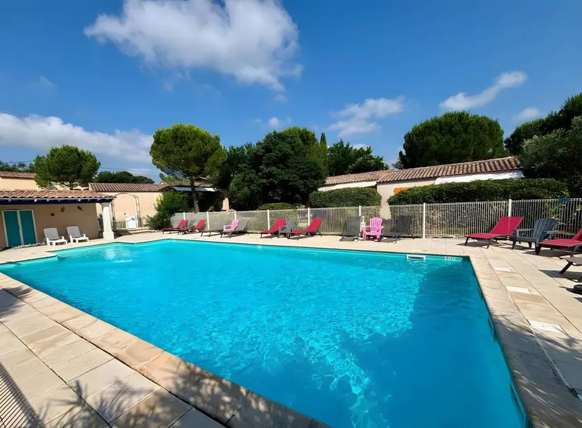 House with pool, BBQ & terrace | Garden view - Image 1