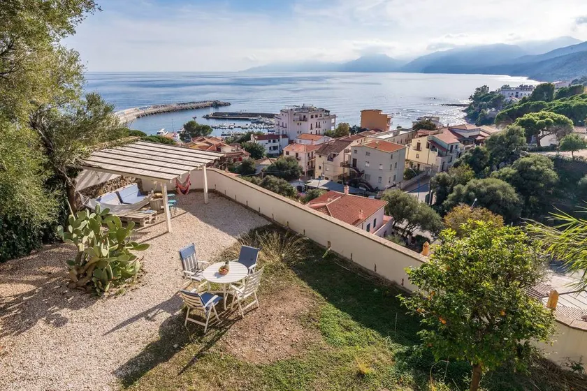 Maison entièrement équipée avec barbecue, jardin et terrasse | À côté de la plage | Avec animaux autorisés - Image 1
