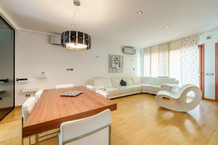 Maison de vacances entièrement équipée avec barbecue, internet haut débit et terrasse | Vue jardin | Plage à proximité | Parfaite pour le travail à distance | Avec animaux admis - Image 1