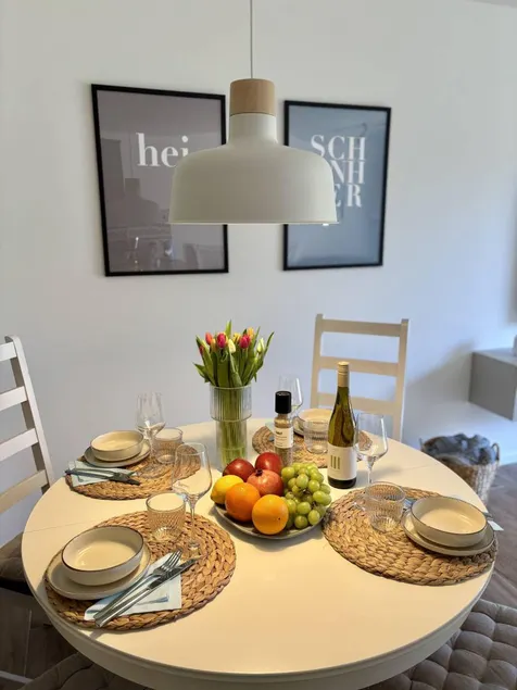Holiday apartment with garden & terrace - Image 1