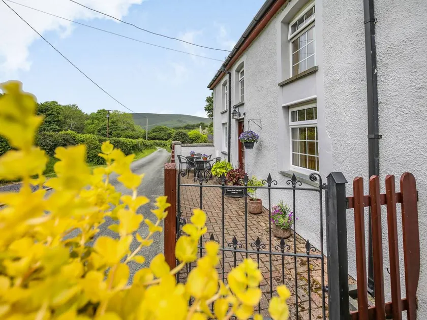 Children-friendly charming cottage with garden & terrace | Pet-friendly - Image 1