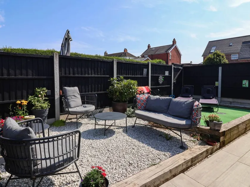 Children-friendly beautiful cottage with jacuzzi & garden | Pet-friendly - Image 1