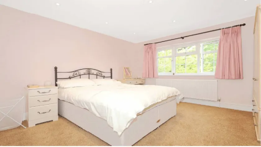 Bedroom-Luxury house, London suburb (Room) - Image 1