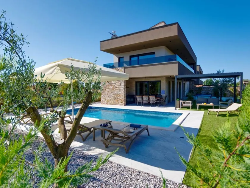 Ferienhaus mit Sauna, Whirlpool und Terrasse | Haustiere sind willkommen - Image 1