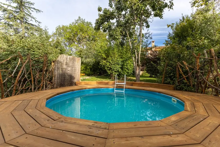 Holiday home with garden, terrace & barbecue | Mountain view - Image 1