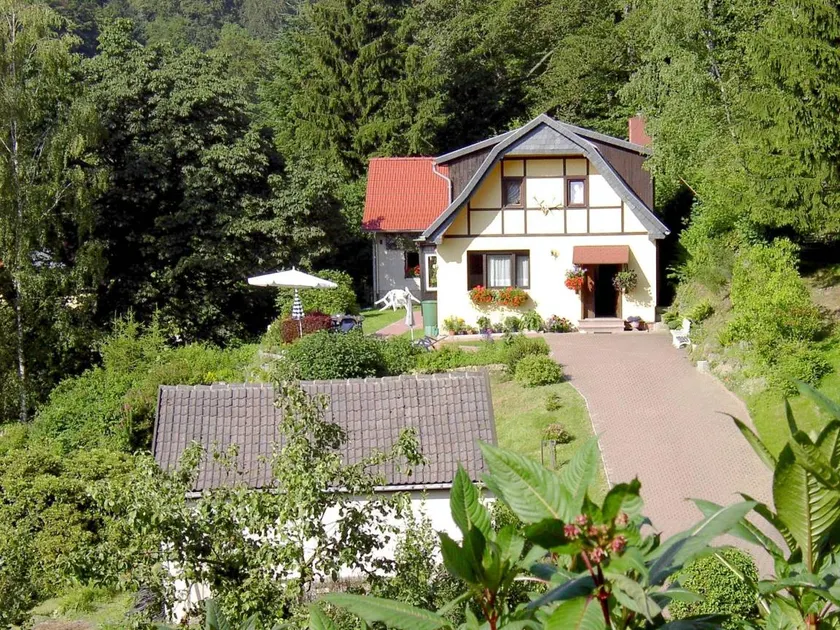 Holiday home with terrace, garden & BBQ | Garden view - Image 1