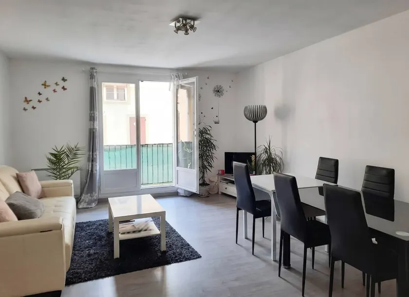 Lovely apartment | City view - Image 1
