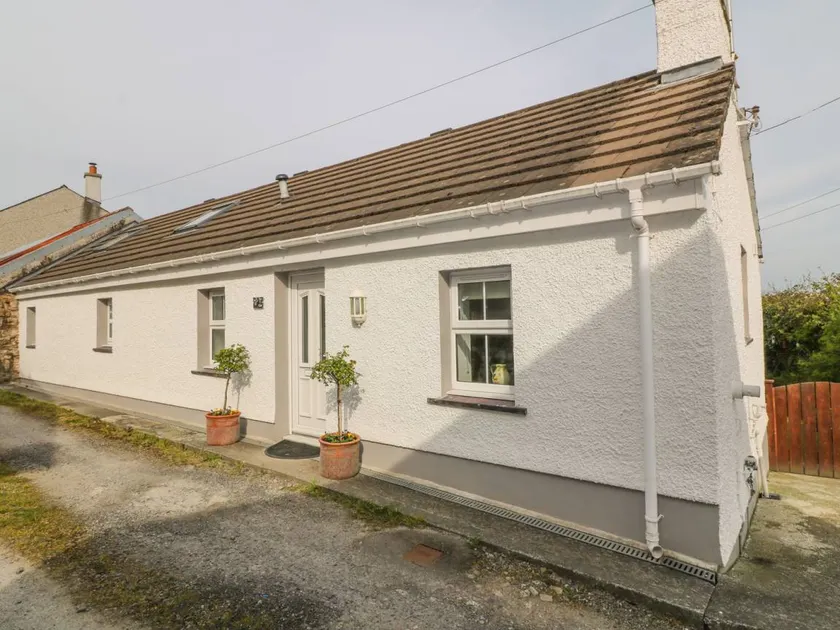 Family-friendly beautiful cottage with garden | Pets are welcome - Image 1