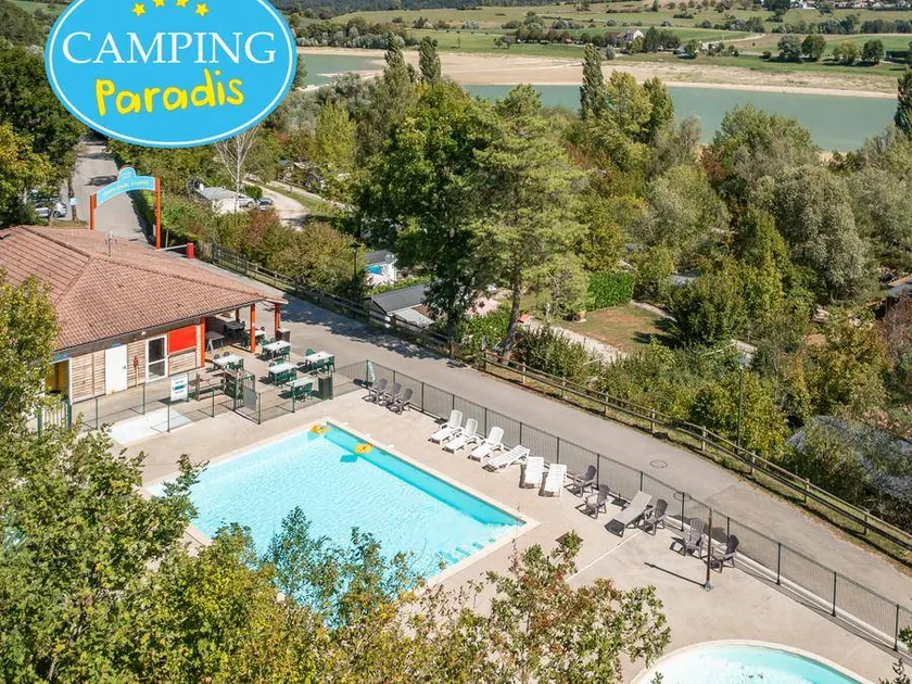 Familienfreundliches tolles Chalet mit beheiztem Pool und Terrasse | Haustierfreundlich - Image 1