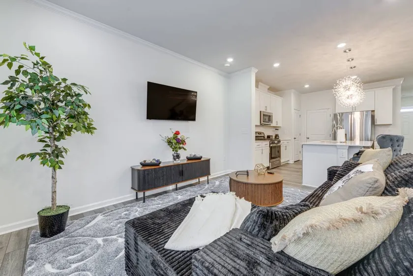 Private Patio! Sleek & Stylish Smithfield Townhome - Image 1
