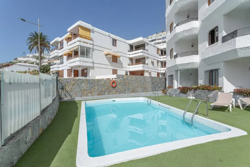Appartement adapté aux familles avec jardin, piscine et terrasse | Vue plage | Plage à proximité | Idéal pour le télétravail - Image 1