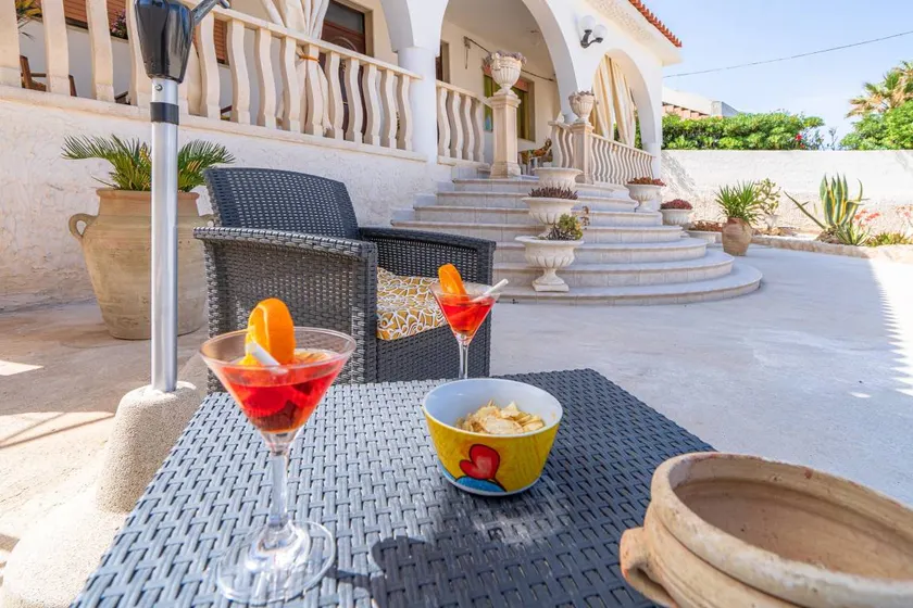 Appartement de vacances avec jardin, barbecue et terrasse | Vue jardin - Image 1
