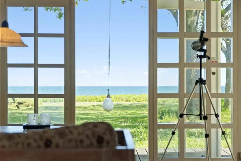 House with garden, BBQ & terrace | Sea view - Image 1