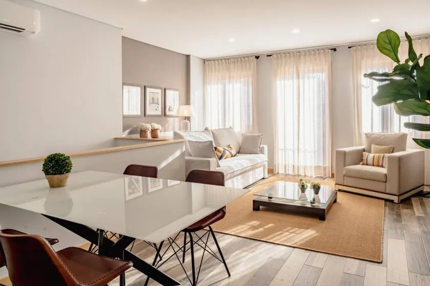 Voll ausgestattete Wohnung mit Pool und Whirlpool | Bergblick | Perfekt für die Arbeit von Zuhause - Image 1