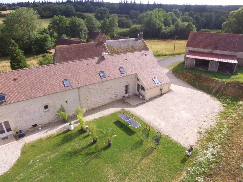 Cottage with barbeque - Image 1