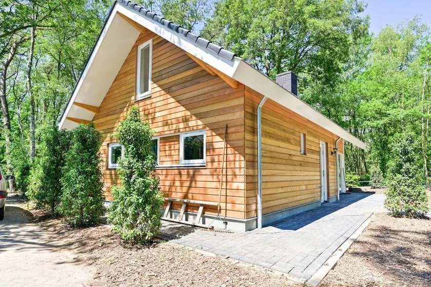 House with garden, terrace & hot tub | Nature view - Image 1