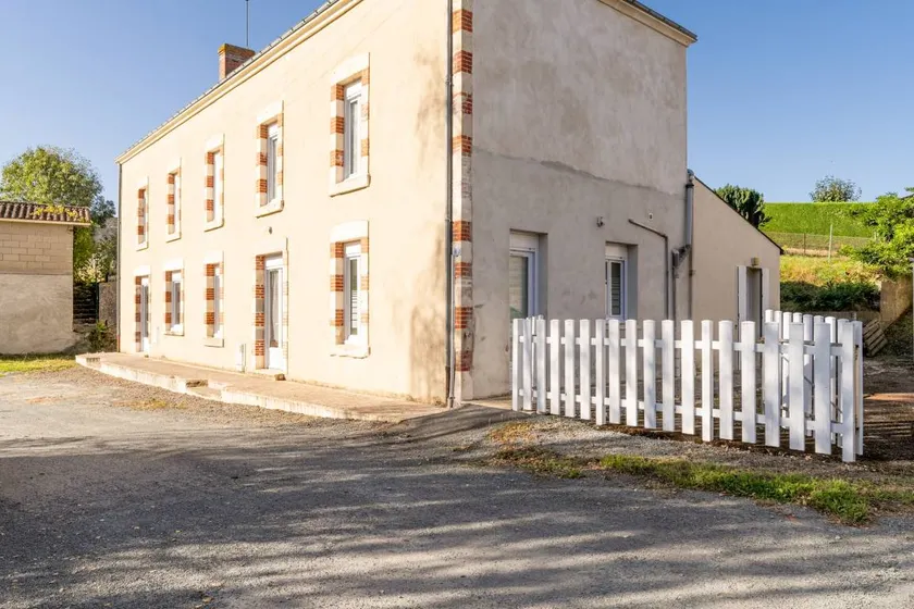 Children-friendly cottage with garden & terrace - Image 1