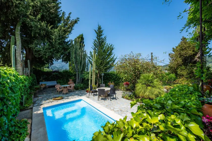 Villa con piscina privata, barbecue e terrazza | Vista sul giardino - Image 1