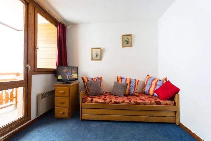 50m from ski slopes, 3rd floor, balcony, tv, ski locker, 21m², Val Thorens - Image 1