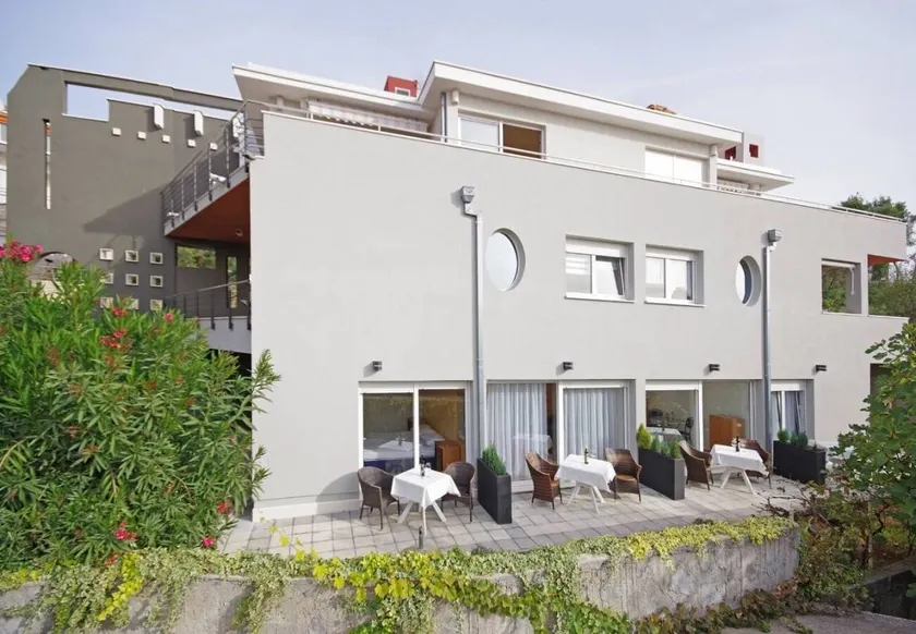 Apartment with terrace & barbecue - Image 1