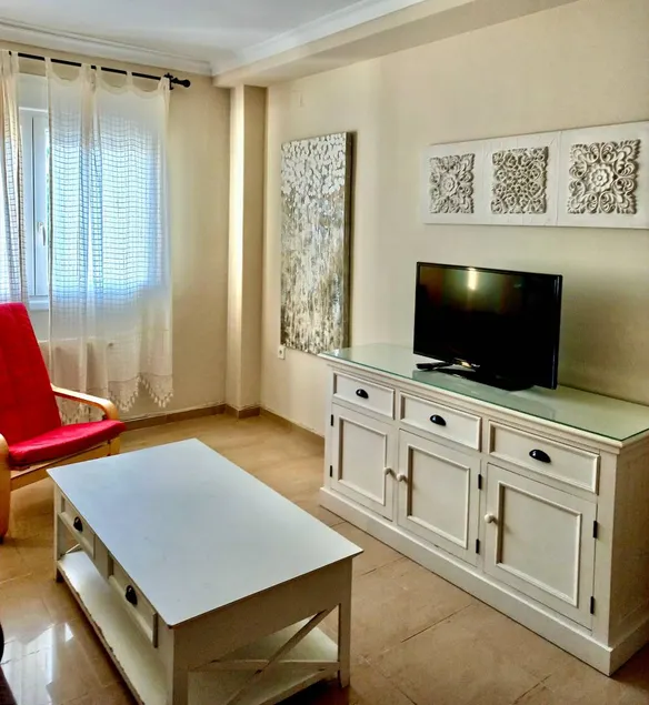 Appartement avec terrasse et internet haut débit | Vue ville - Image 1