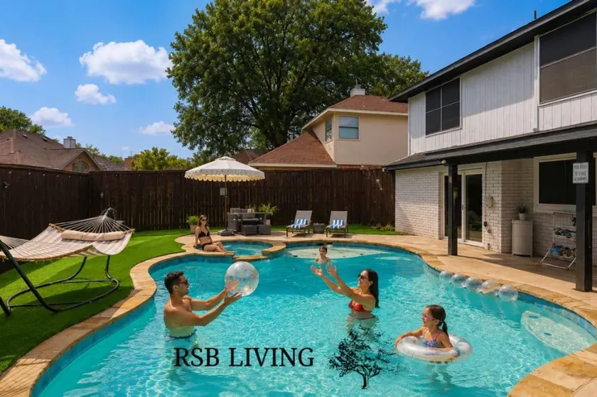 Gorgeous 4BD 2 5Bath Holiday Home 15min to DFW Int Airport - Image 1