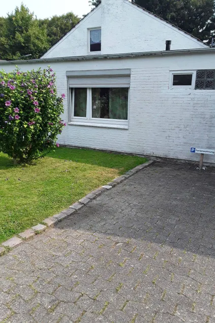 Flat with terrace & BBQ - Image 1