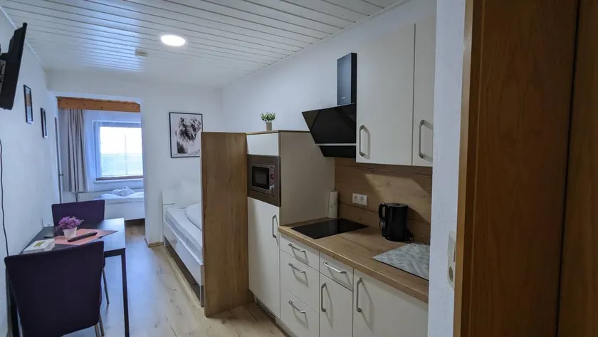 Holiday apartment with terrace - Image 1