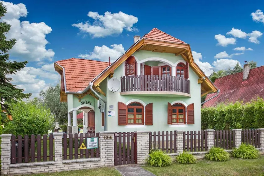 Nice house with pool, terrace & barbecue - Image 1