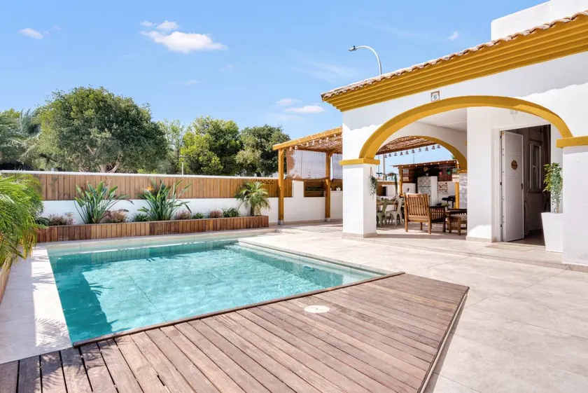 Villa 'Preciosa Denia' with Sea View, Wi-Fi and Air Conditioning - Image 1