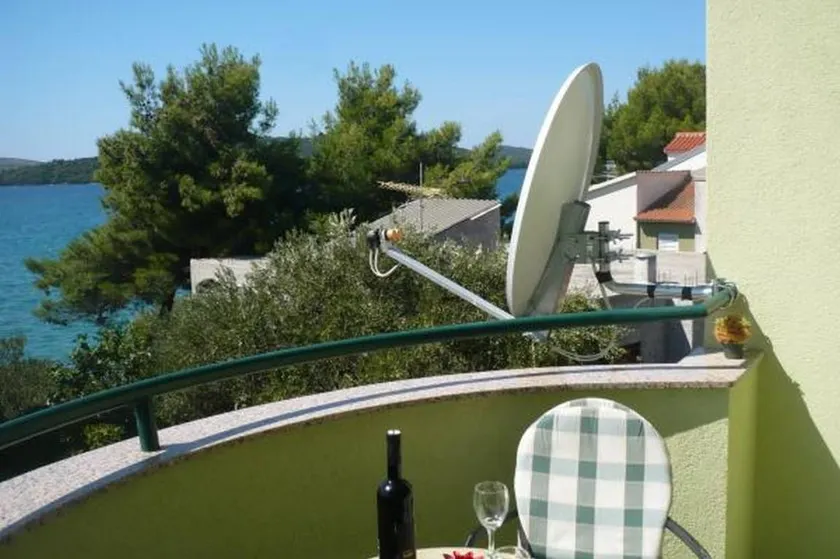Ferienwohnung in Žaborić mit Meerblick, Balkon, Klimaanlage, W-LAN (5177-1) - Image 1