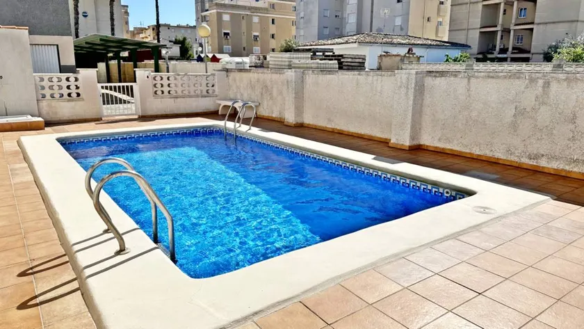 Flat with terrace & pool | Close to the beach - Image 1