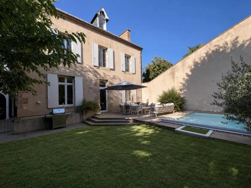 Gite with terrace, BBQ & garden | Pet-friendly - Image 1