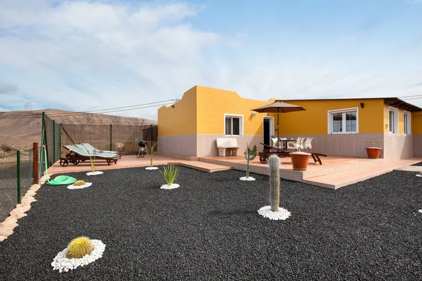 Ferienhaus mit Garten, Terrasse und Grill | Bergblick - Image 1