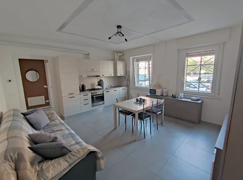 Holiday Apartment "Grey House Pavia near Hospitals" with A/C & Wi-Fi - Image 1