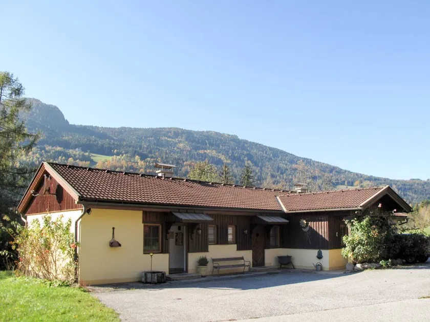 Family-oriented holiday apartment with garden & terrace | Pets allowed - Image 1