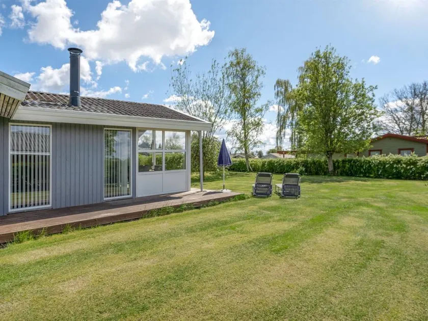 Family-oriented house with garden, BBQ & terrace | Pet-friendly - Image 1