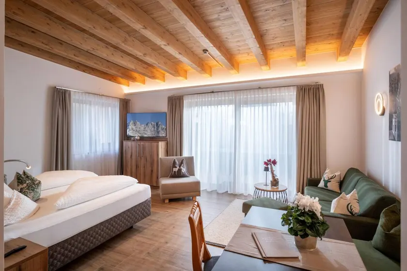 Apartment with terrace & garden | Perfect for remote work - Image 1