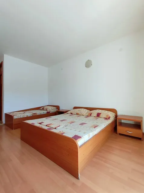 Flat with 1 room for 3 persons - Image 1